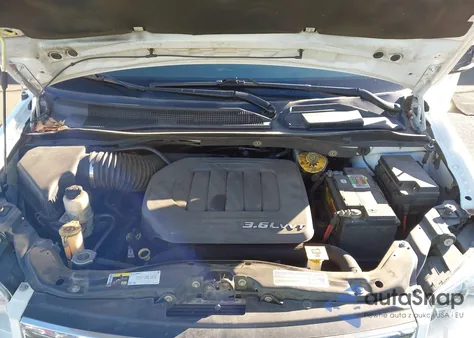 2015 Chrysler Town & Country Touring-L from USA, damaged, VIN 2C4RC1CG1FR594996